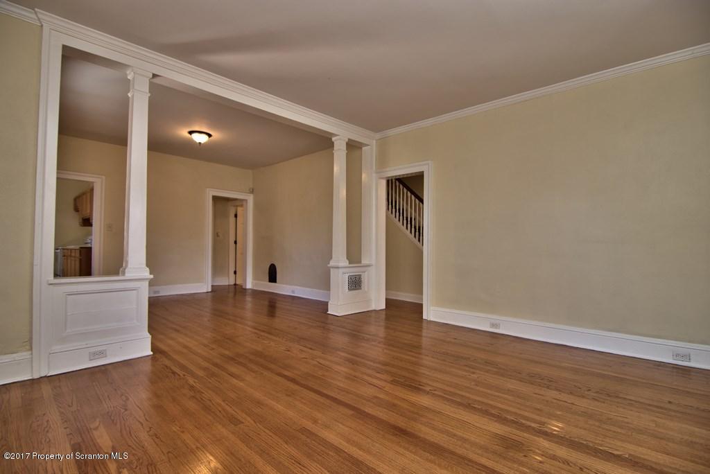 1719 Penn Ave, Scranton, PA 18509