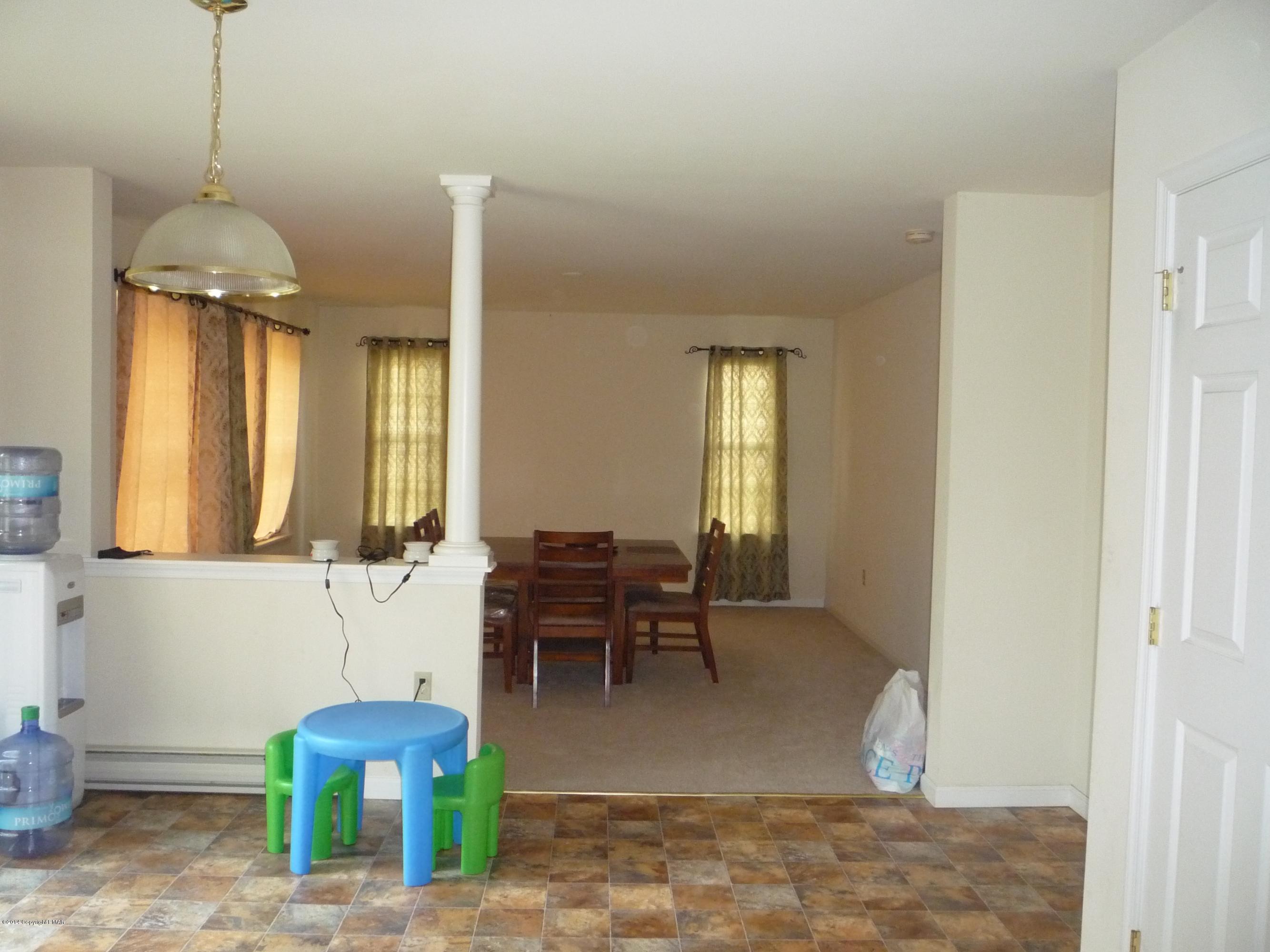 113 Greenwood Drive, Blakeslee, PA 18610