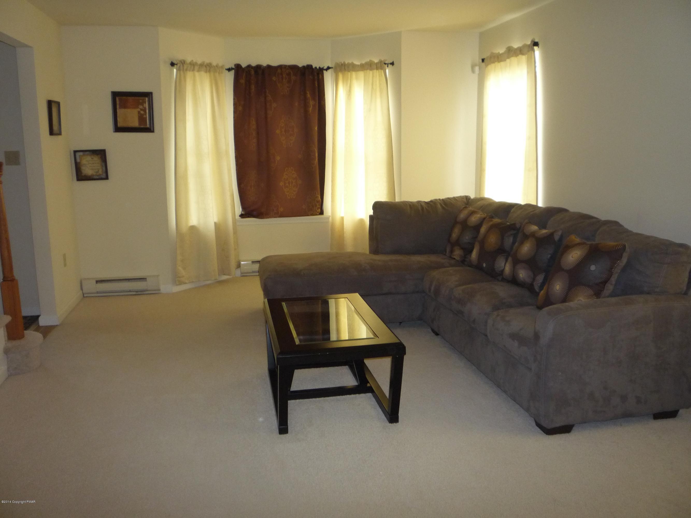 113 Greenwood Drive, Blakeslee, PA 18610