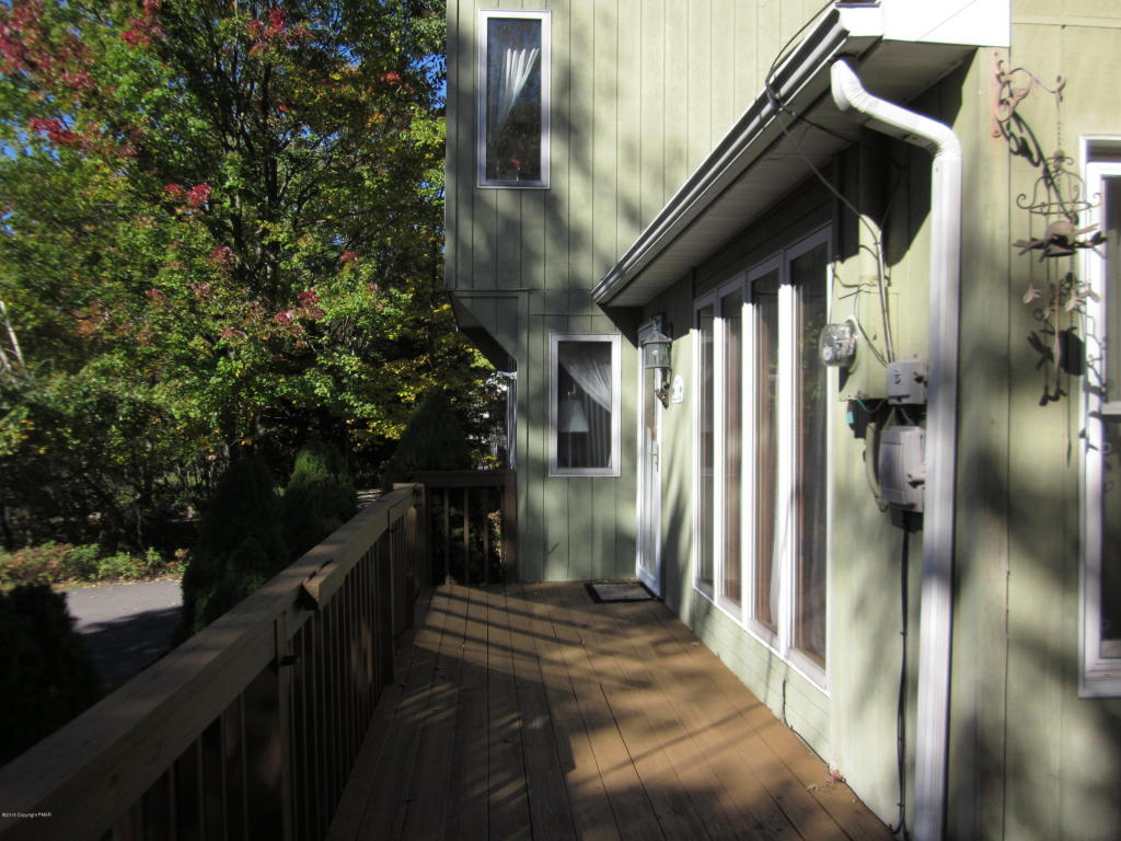 120Thornberry Ln, Blakeslee, PA 18610