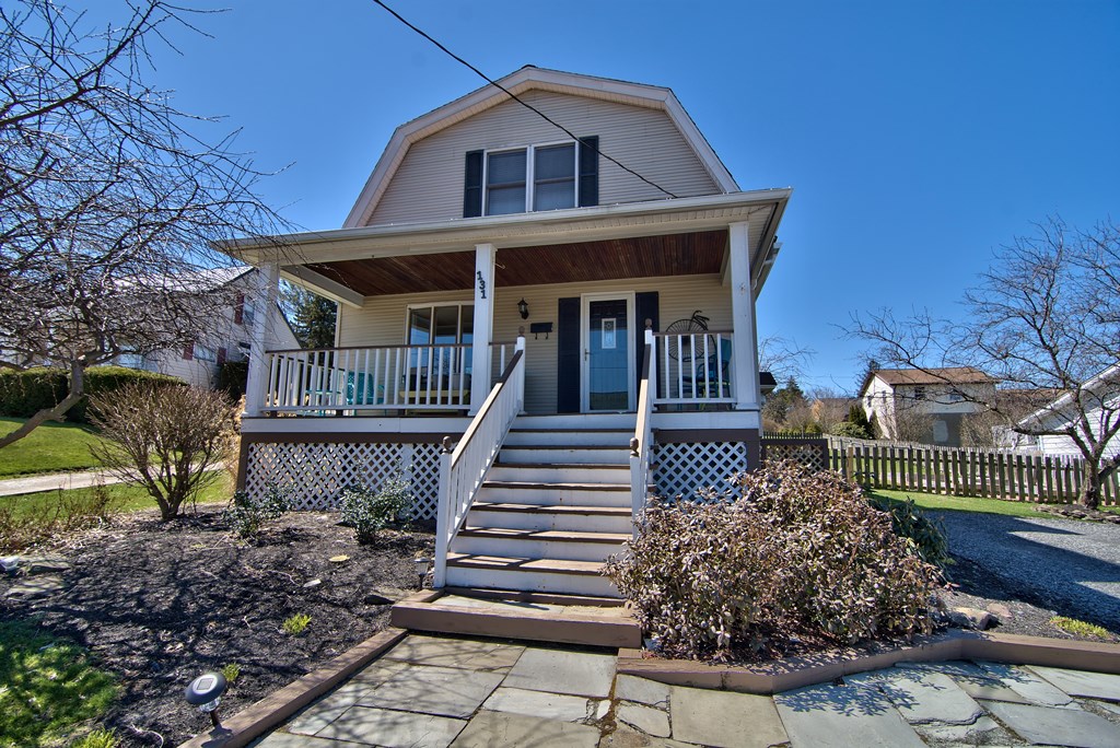 131 Jackson Street, Dallas, PA 18612