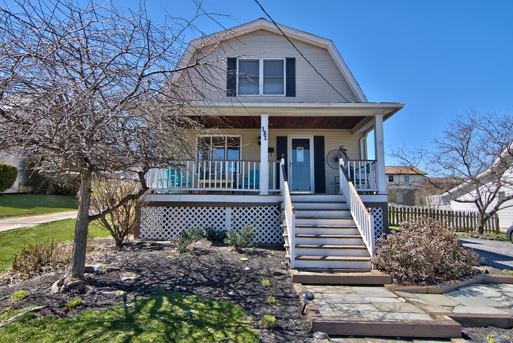 131 Jackson Street, Dallas, PA 18612