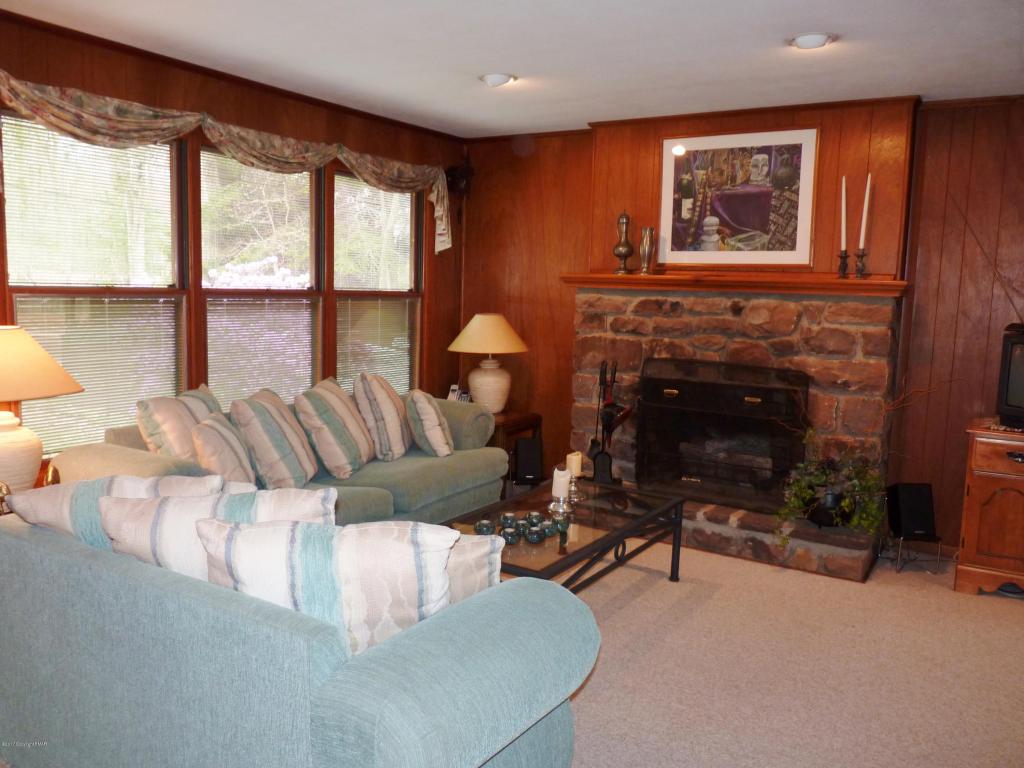 499MOSEYWOOD ROAD, Lake Harmony, PA 18624