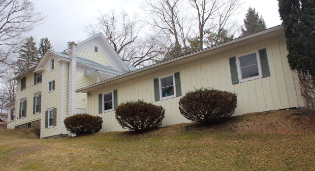 1071 Main Street, Leraysville, PA 18829