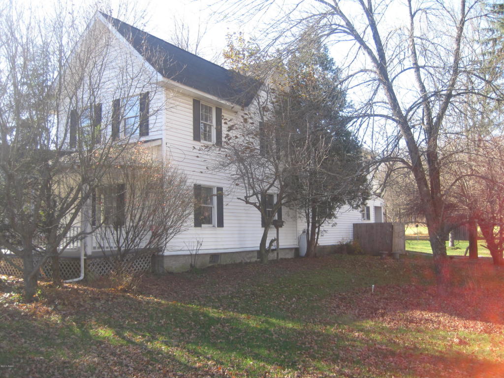 1075 Pennsylvania Ave, Friendsville, PA 18830