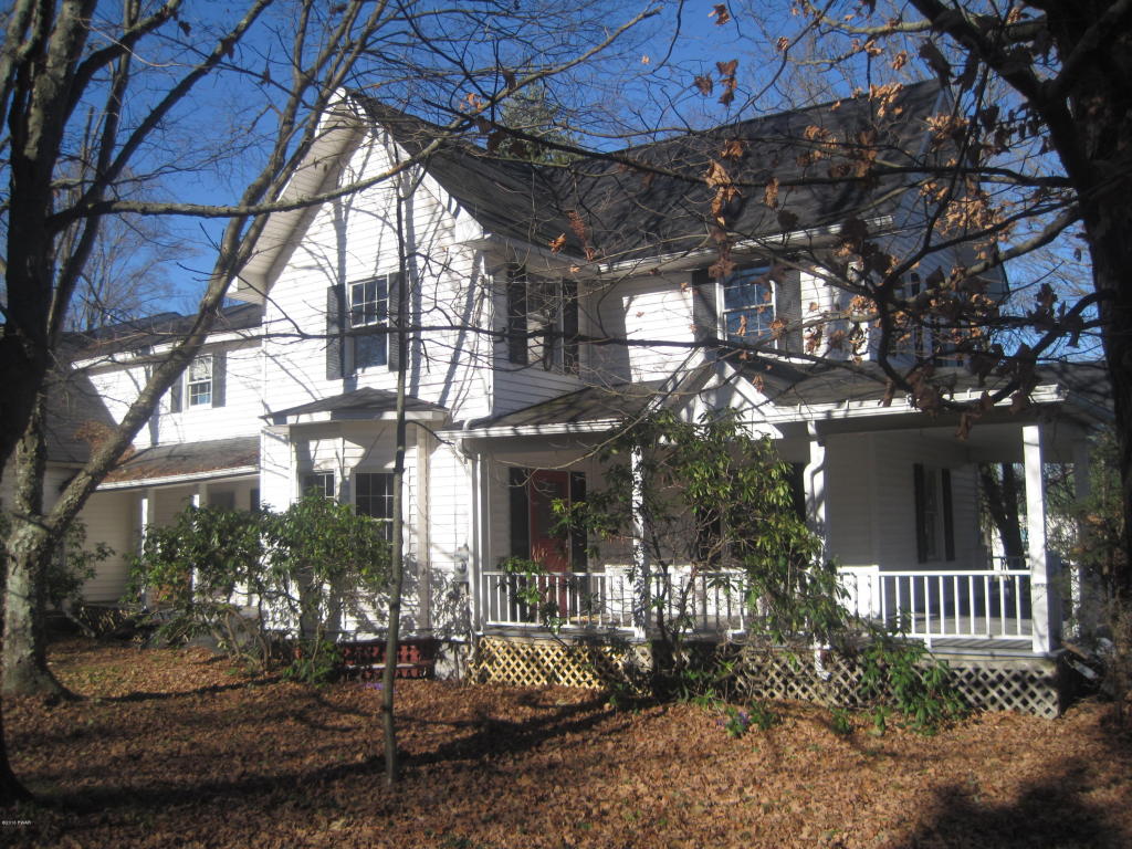 1075 Pennsylvania Ave, Friendsville, PA 18830