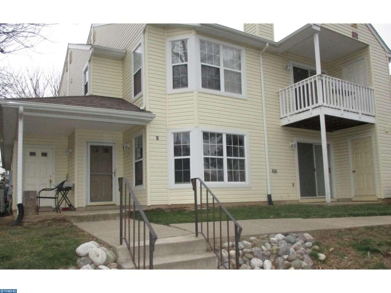 19013BENNETT PLACE, Holland, PA 18966