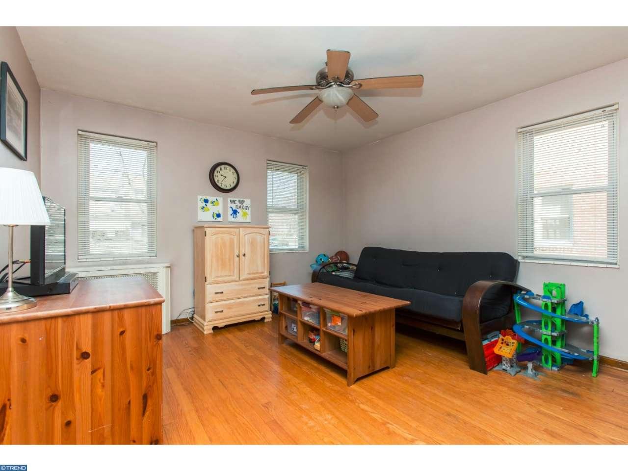 104 W Magnolia Ave, Aldan, PA 19018
