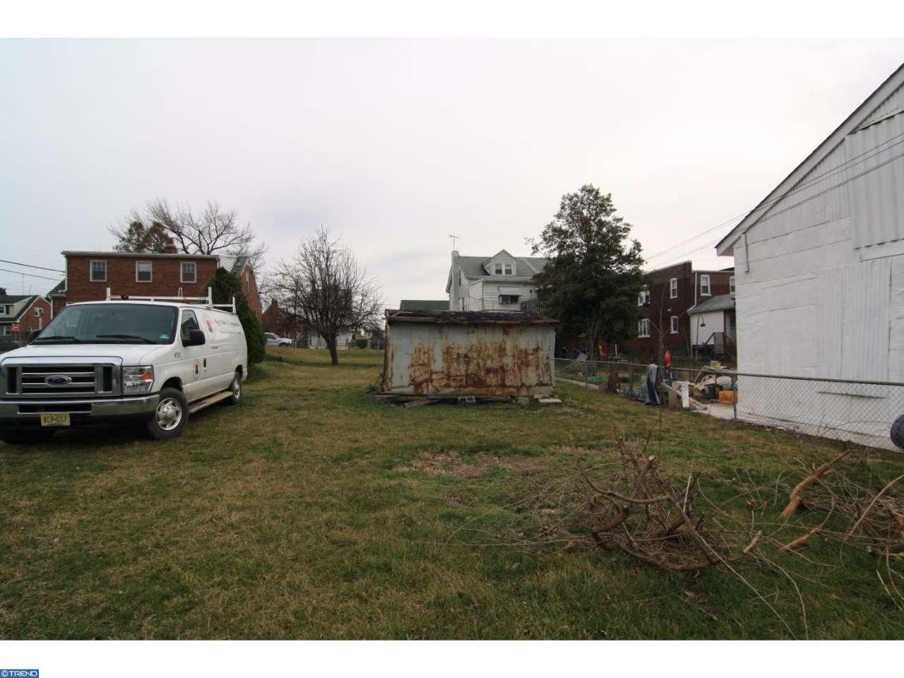1320 E 13TH ST, CRUM-LYNNE, PA 19022