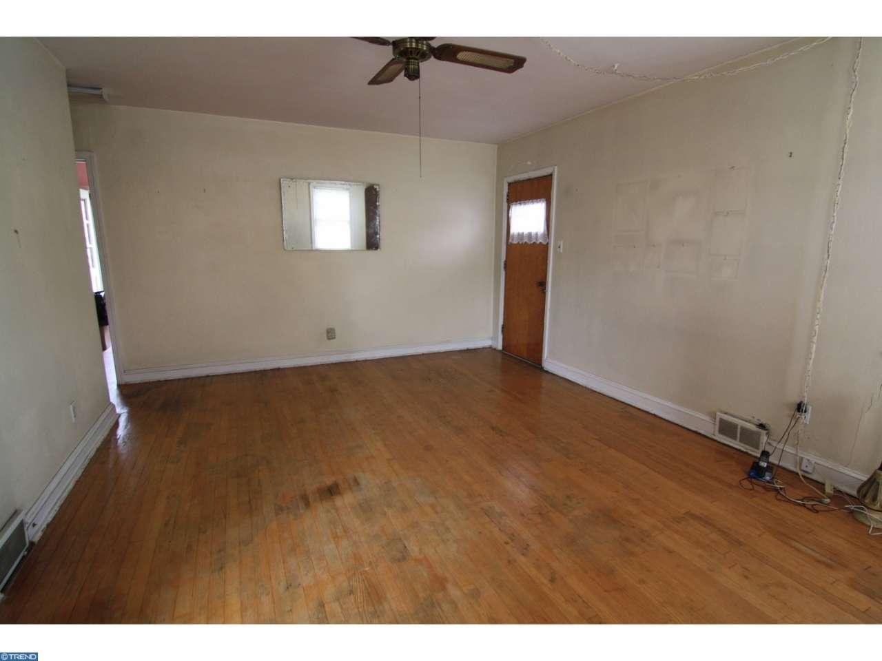 1320 E 13TH ST, CRUM-LYNNE, PA 19022