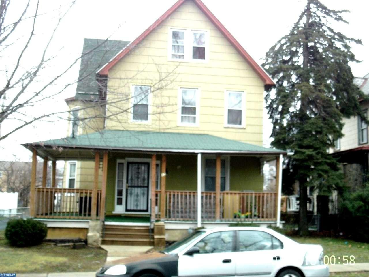 17 S 4TH STREET, Darby, PA 19023