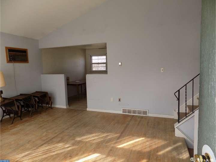 372CRESCENT AVENUE, Penndel, PA 19047
