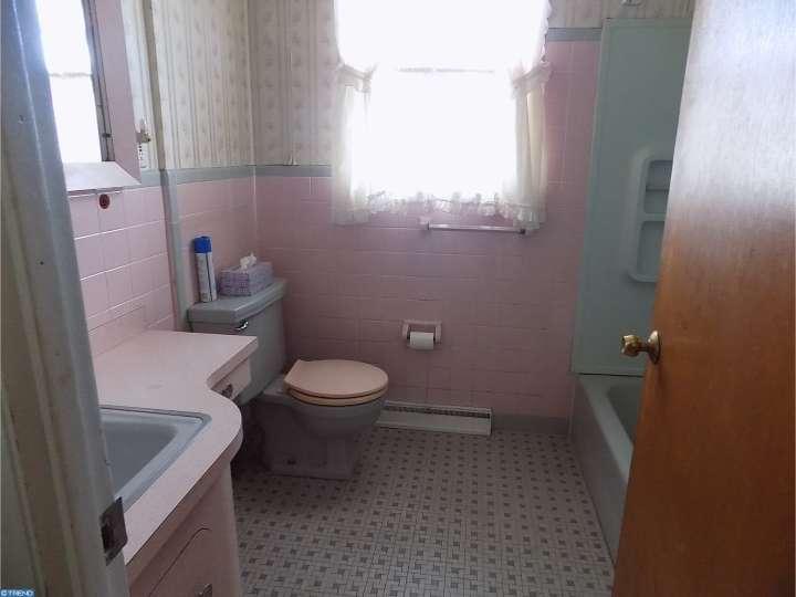 372CRESCENT AVENUE, Penndel, PA 19047
