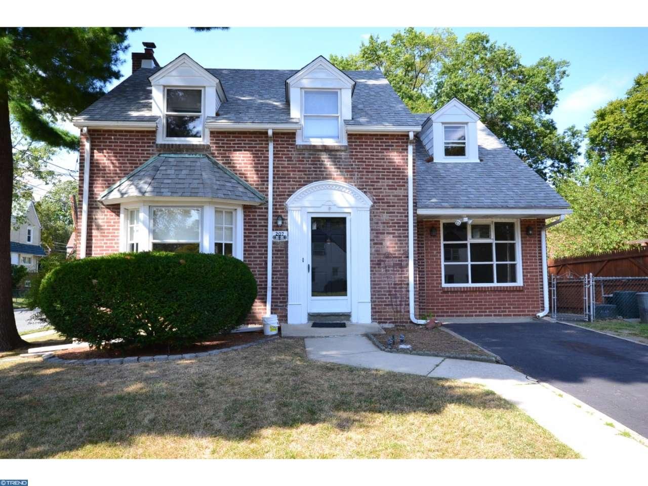 207 W GREENWOOD AVENUE, Lansdowne, PA 19050