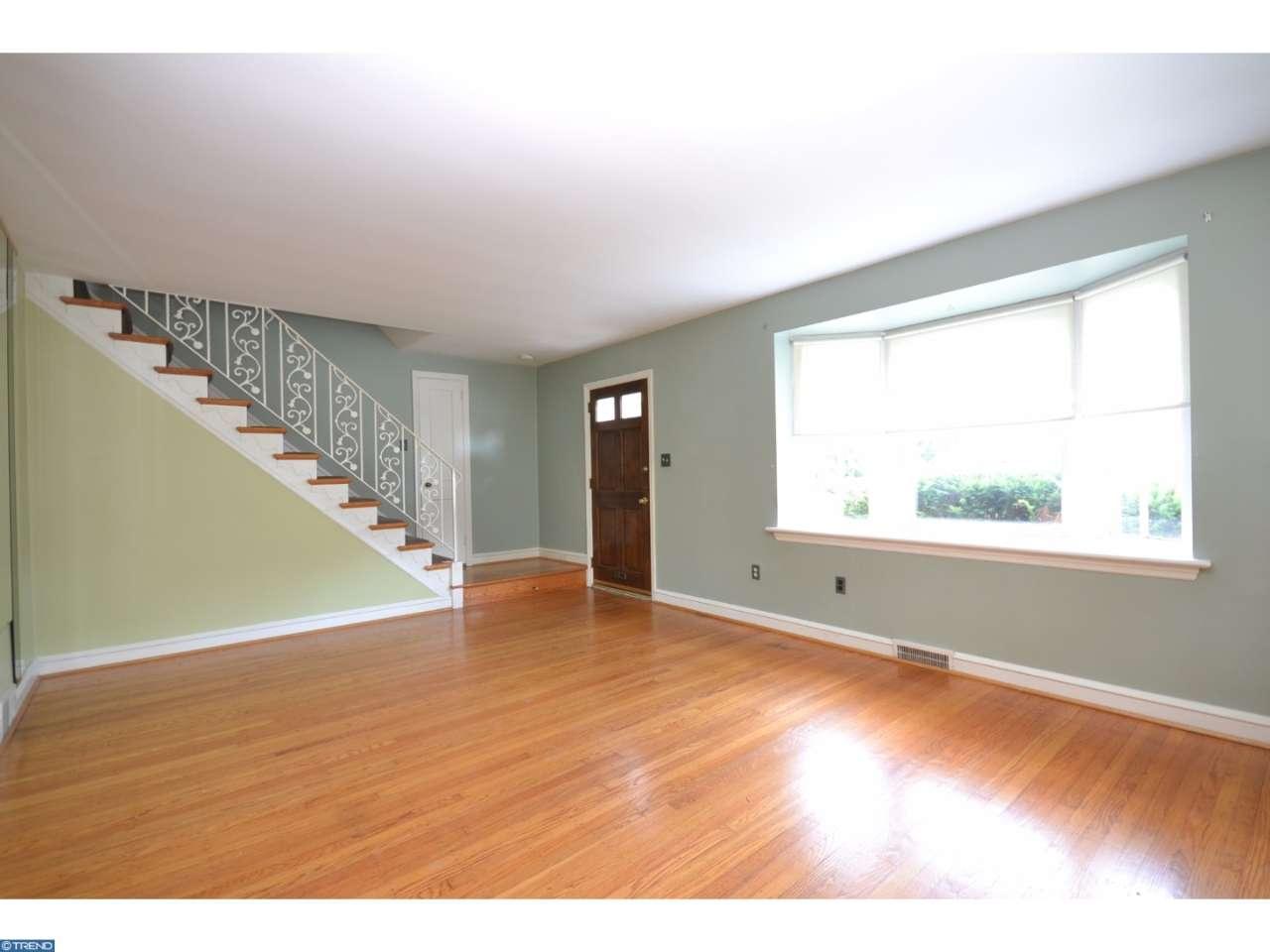 207 W GREENWOOD AVENUE, Lansdowne, PA 19050