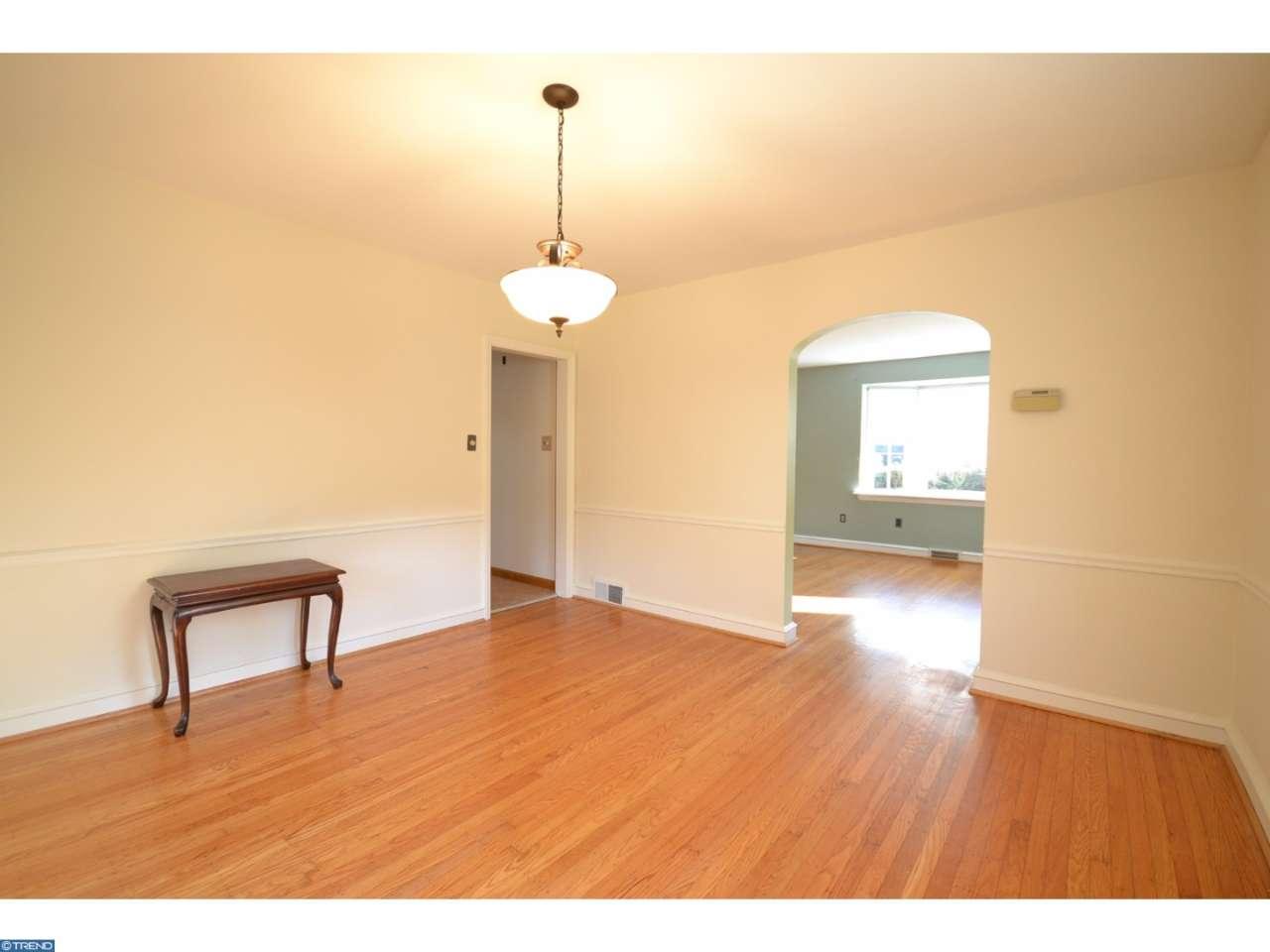 207 W GREENWOOD AVENUE, Lansdowne, PA 19050