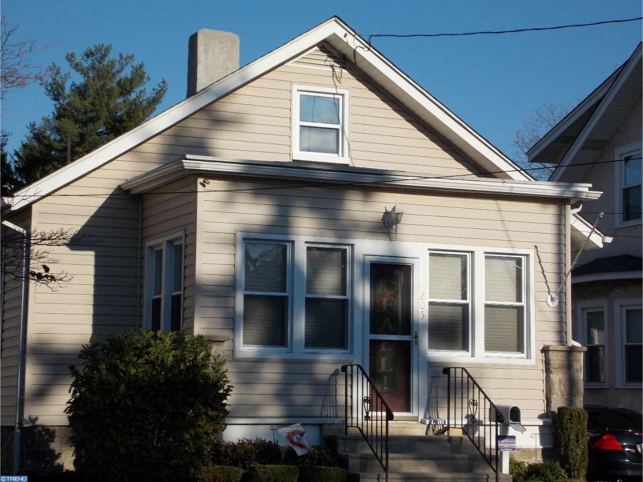 205 Hinkson Blvd, Ridley Park, PA 19078