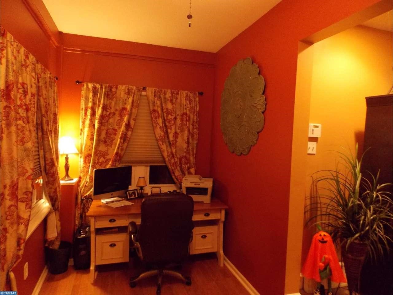205 Hinkson Blvd, Ridley Park, PA 19078