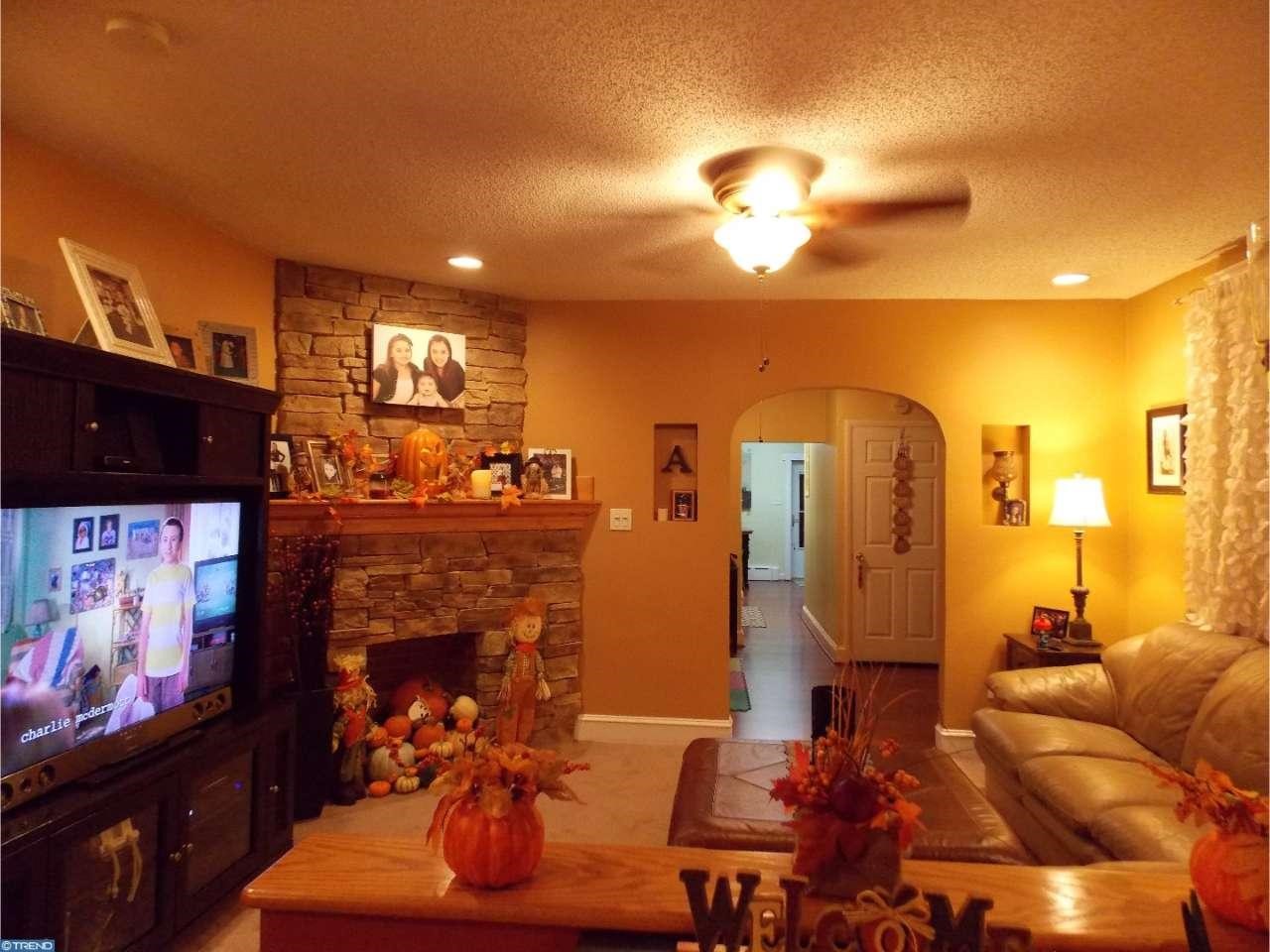 205 Hinkson Blvd, Ridley Park, PA 19078