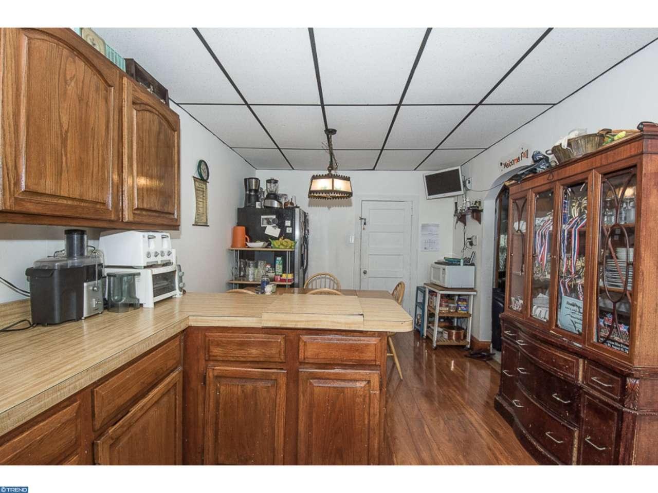 37 KENT RD, Upper Darby, PA 19082