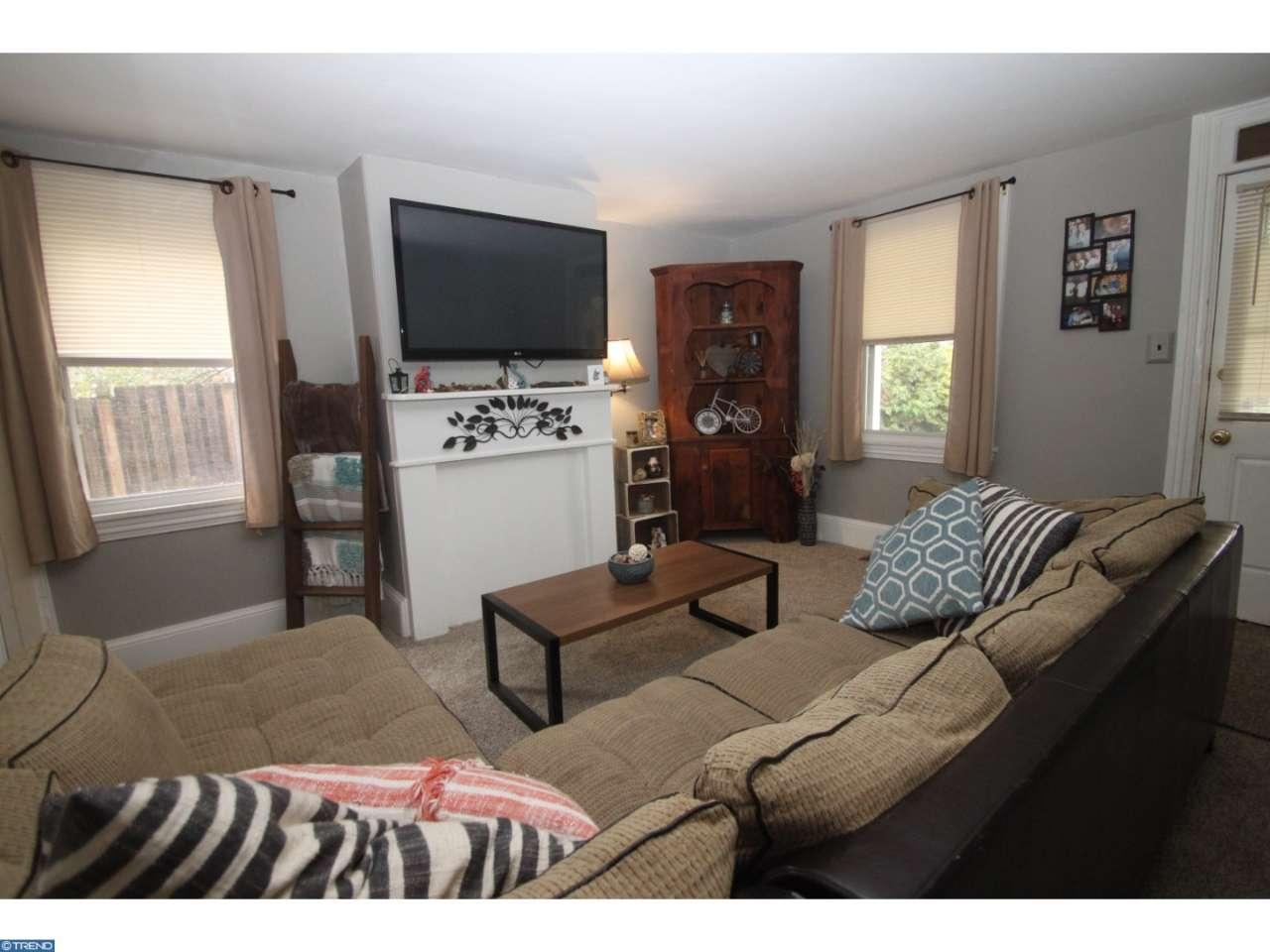 624Walnut St, Royersford, PA 19468