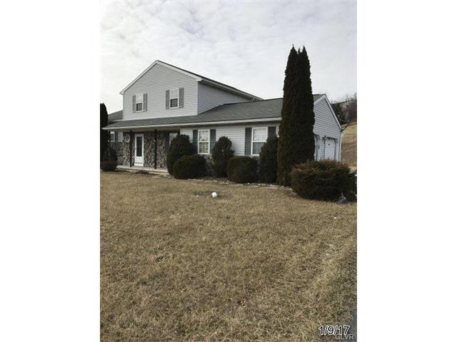 16 Jimmy Lee Court, Centre Township, PA 19541