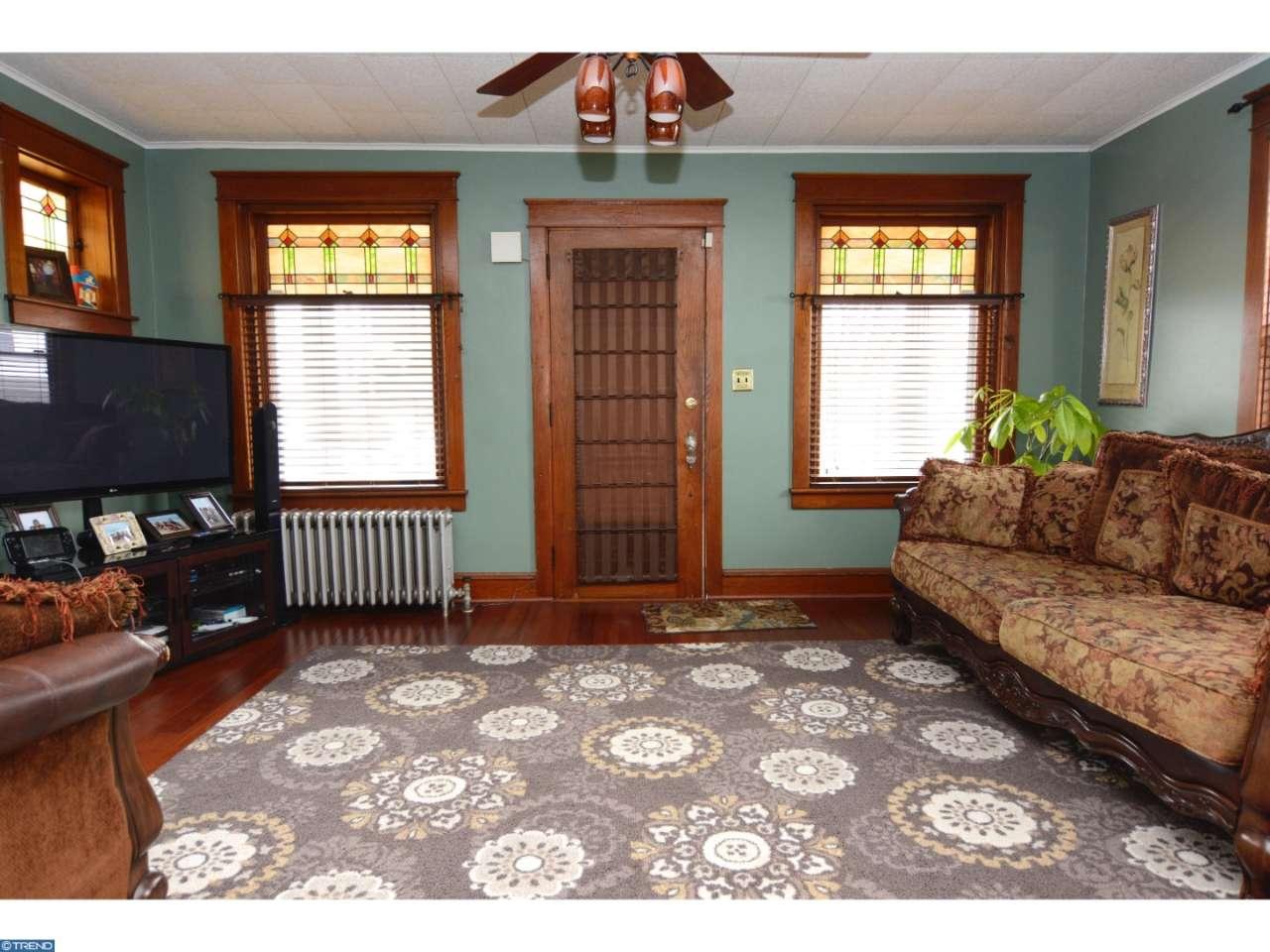 37 W BROAD STREET, Shillington, PA 19607