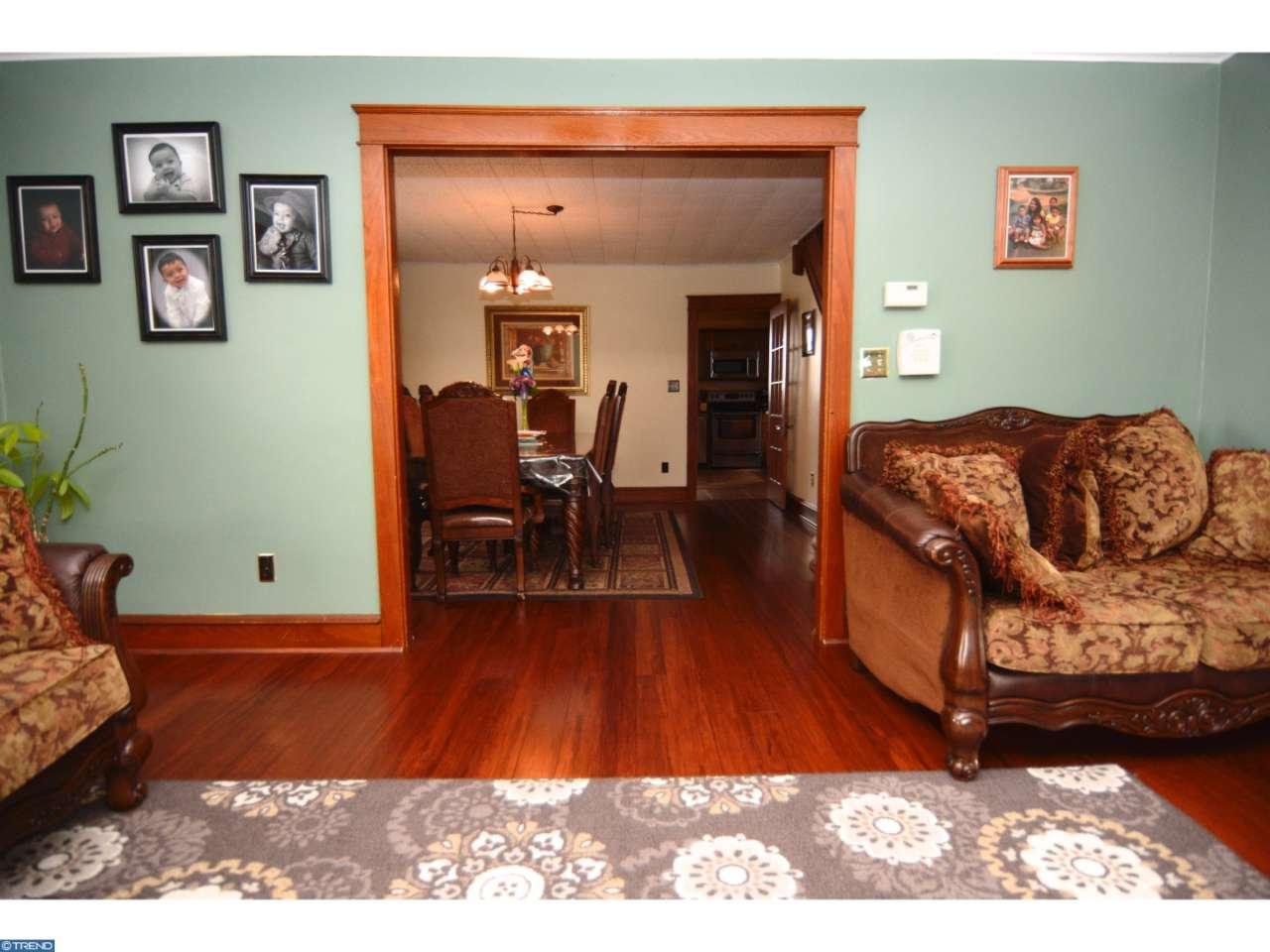 37 W BROAD STREET, Shillington, PA 19607