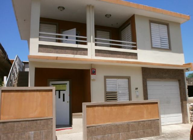 22a Calle BManati, PR, 00674Manati County