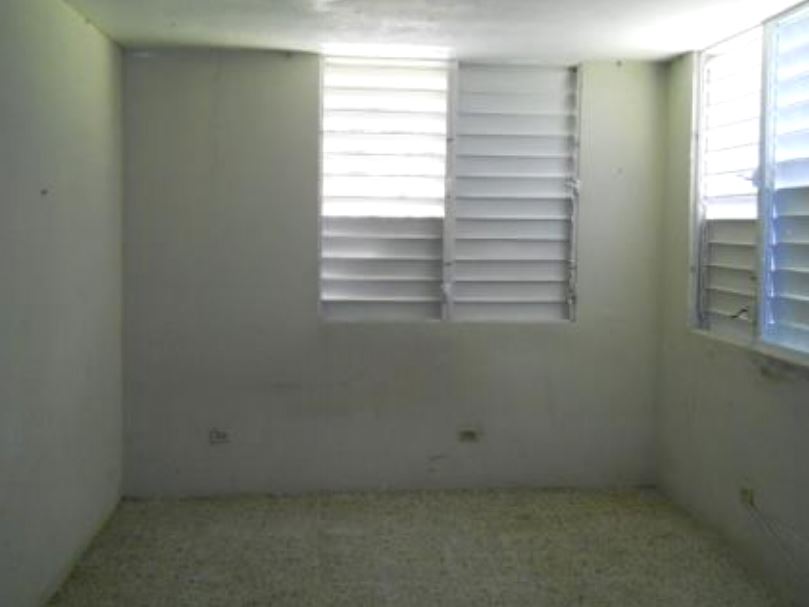 Ll-58 31st Bonevill02Gaguas, PR, 00725Caguas County