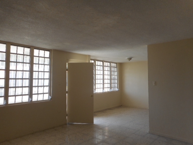 497 Peralta Jard DePonce, PR, 00731Ponce County