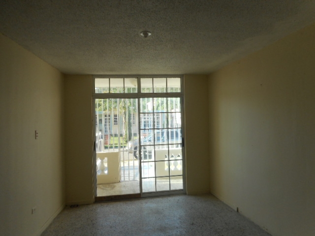 497 Peralta Jard DePonce, PR, 00731Ponce County