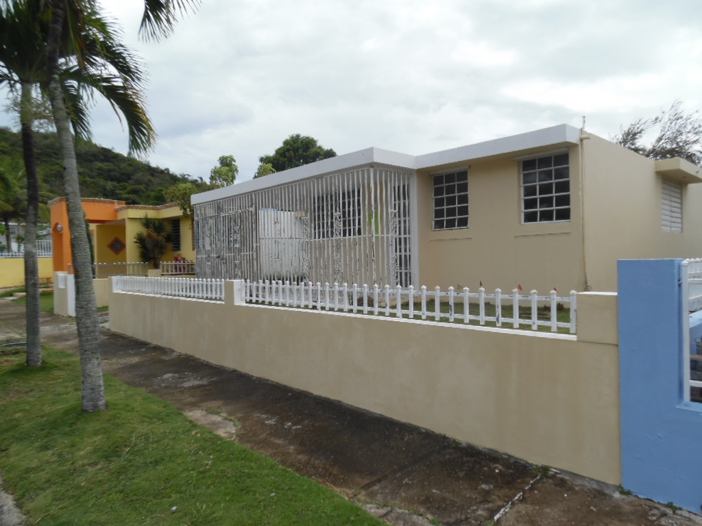 3j-22 Montebrisas DFajardo, PR, 00738Fajardo County