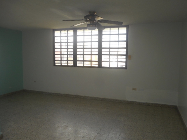 Blq 19 Num 43 Urb Santa RosaBayamon, PR, 00959Bayamon County