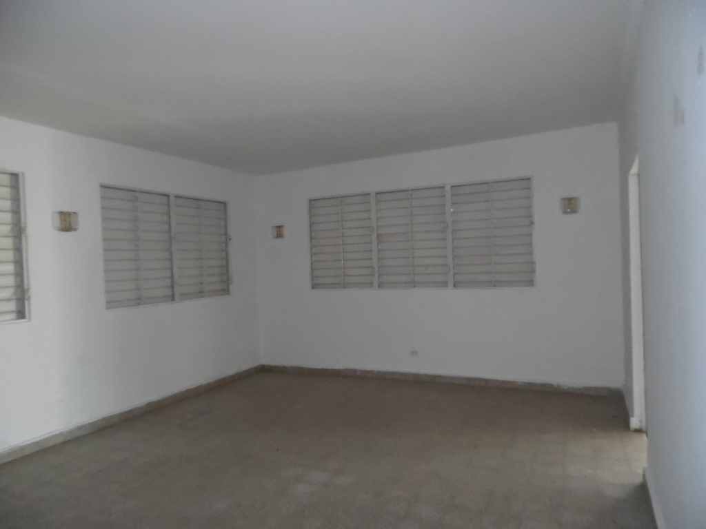 31 Calle LunaCarolina, PR, 00979Carolina County