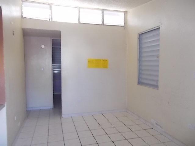 E-7 37 St Parque EcuestreCarolina, PR, 00987Carolina County