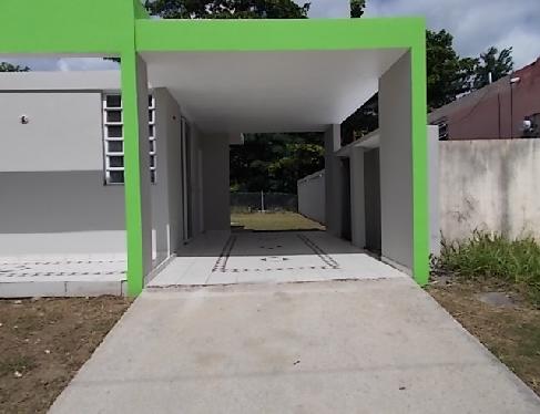 C43 Urb. Jardines De La ViaNaguabo, PR, 00718Naguabo County