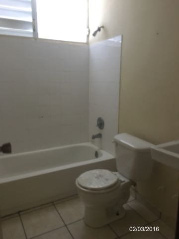 D-05 4 Street Palm Court DevCatano, PR, 00962Catano County