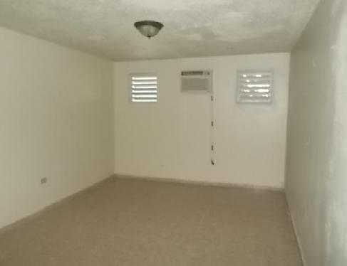 2h-19 39 St MetropolisCarolina, PR, 00987Carolina County