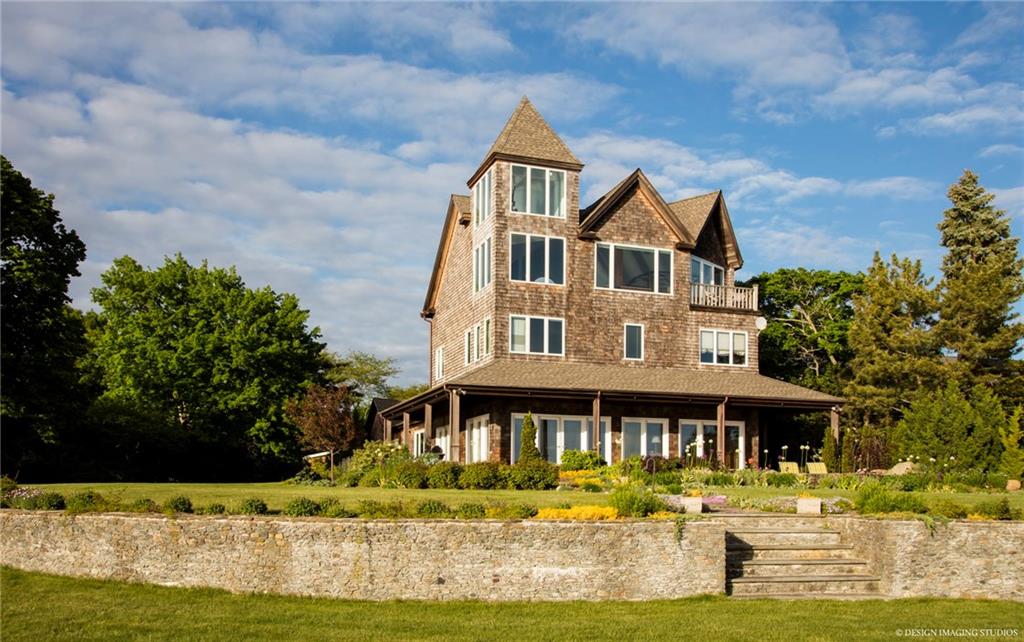 23 Appian Way, Barrington, RI 02806