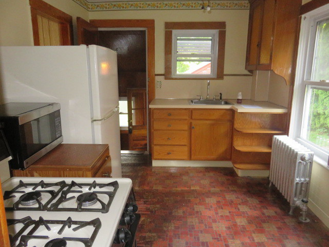 11 Bradford StBarrington, RI, 02806Bristol County