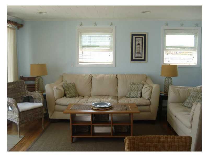 706 CHARLESTOWN BEACH Road, Charlestown, RI 02813