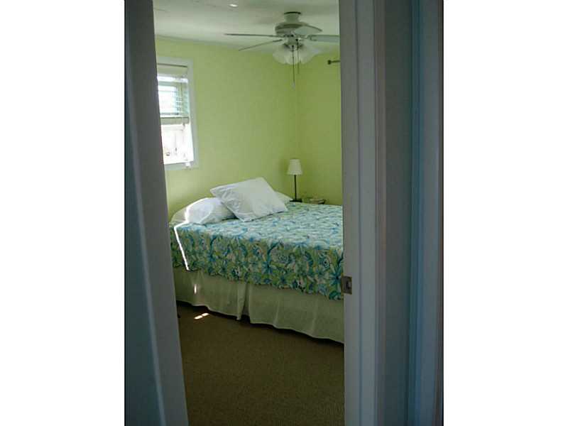 706 CHARLESTOWN BEACH Road, Charlestown, RI 02813