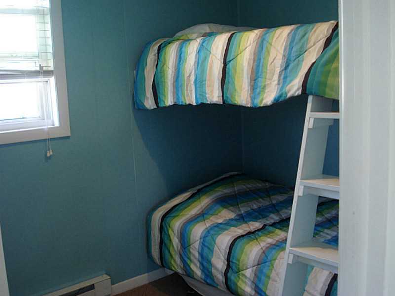 706 CHARLESTOWN BEACH Road, Charlestown, RI 02813
