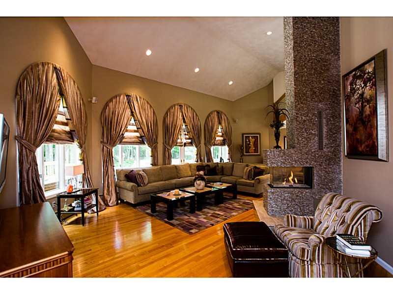 14 Mallard Wy, East Greenwich, RI 02818
