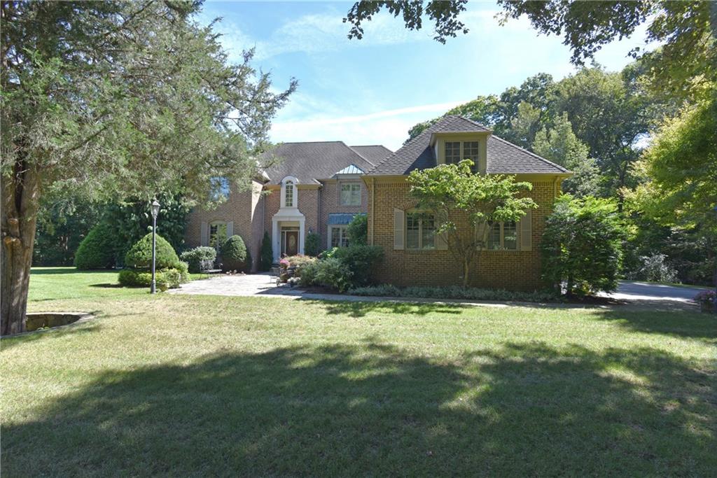 12 Howland Farm Road, East Greenwich, RI 02818
