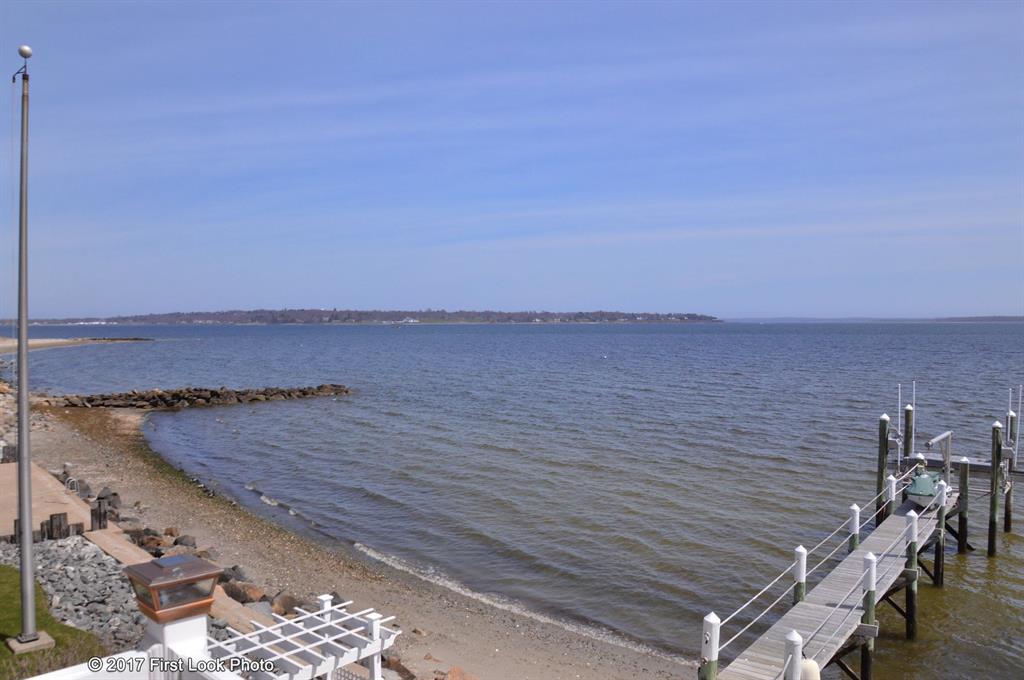 54 Bradford Avenue, Warwick, RI 02818