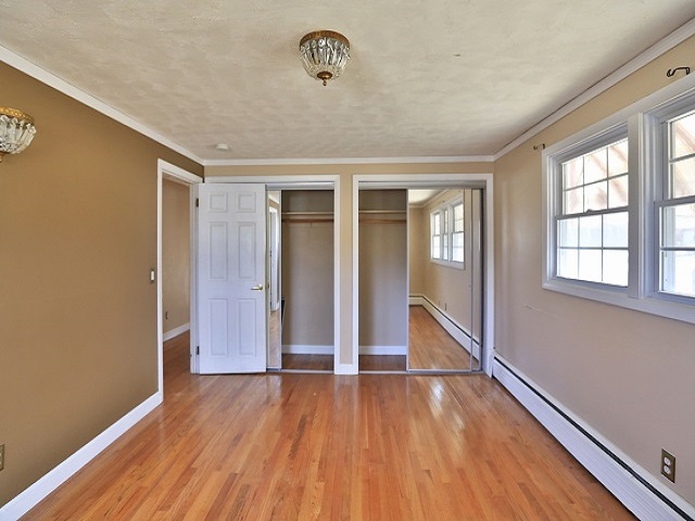 4 Maplecrest DrGreenville, RI, 02828Providence County