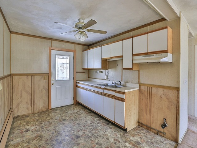4 Maplecrest DrGreenville, RI, 02828Providence County