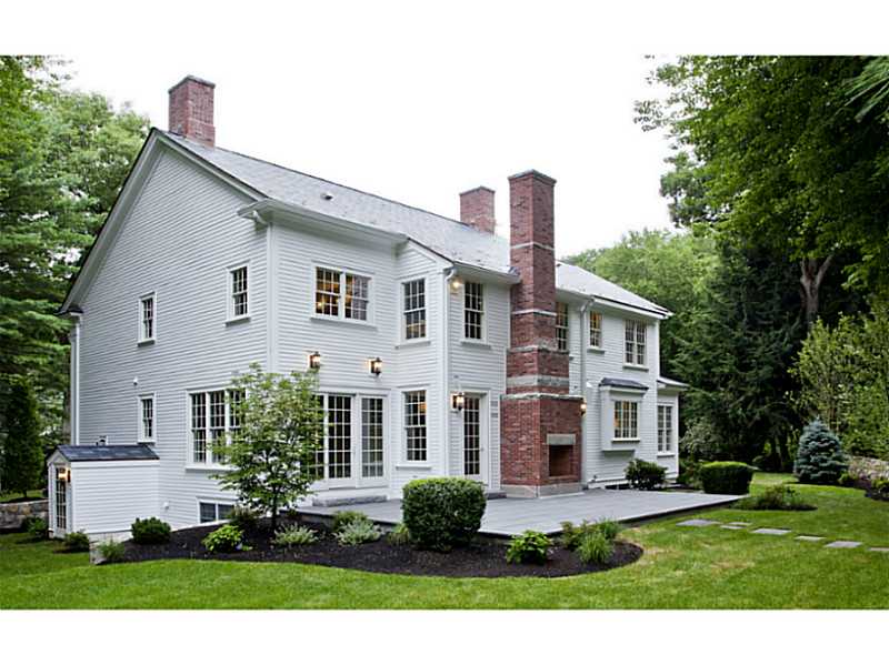 11 CHERRY BLOSSOM Lane, Smithfield, RI 02828